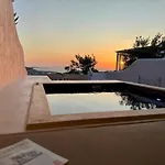 Conte Mykonos Ii Semesterbostad *